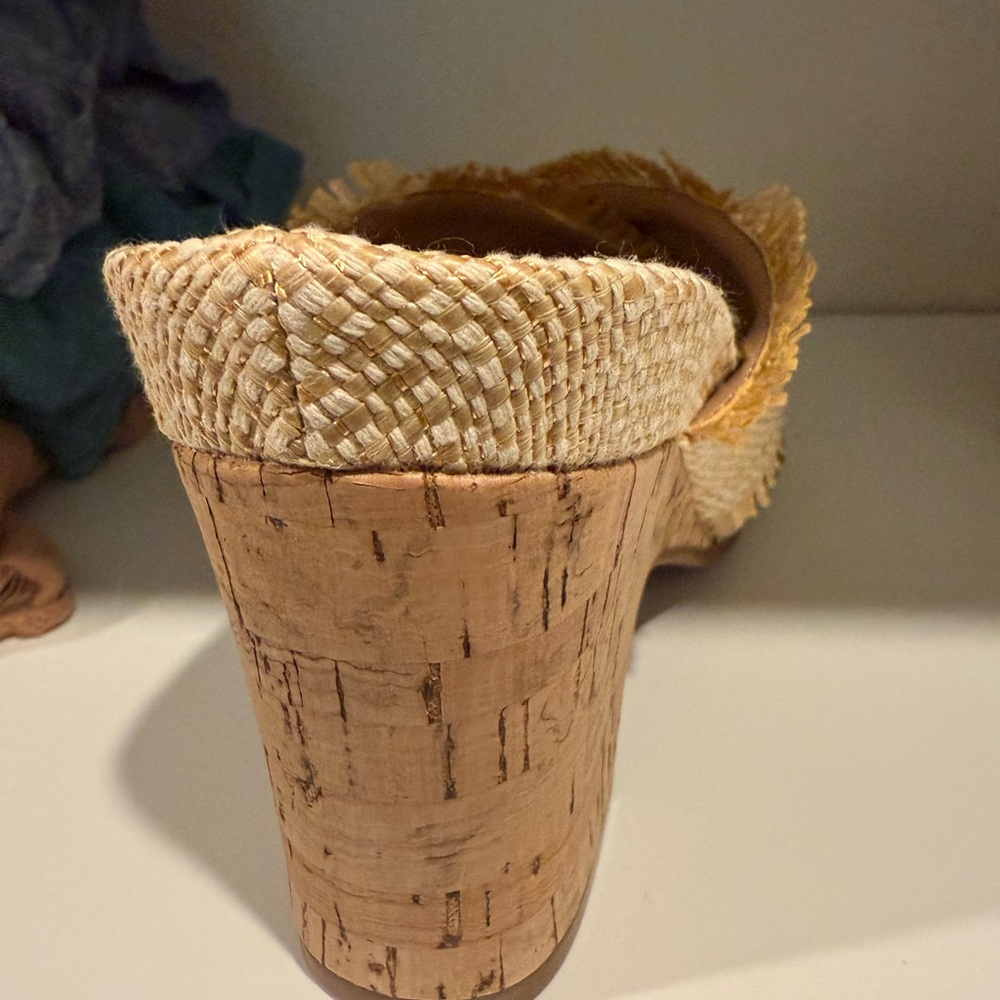 Beige Brand New Woven Heeled Mules. Never worn - Picture 6 of 8